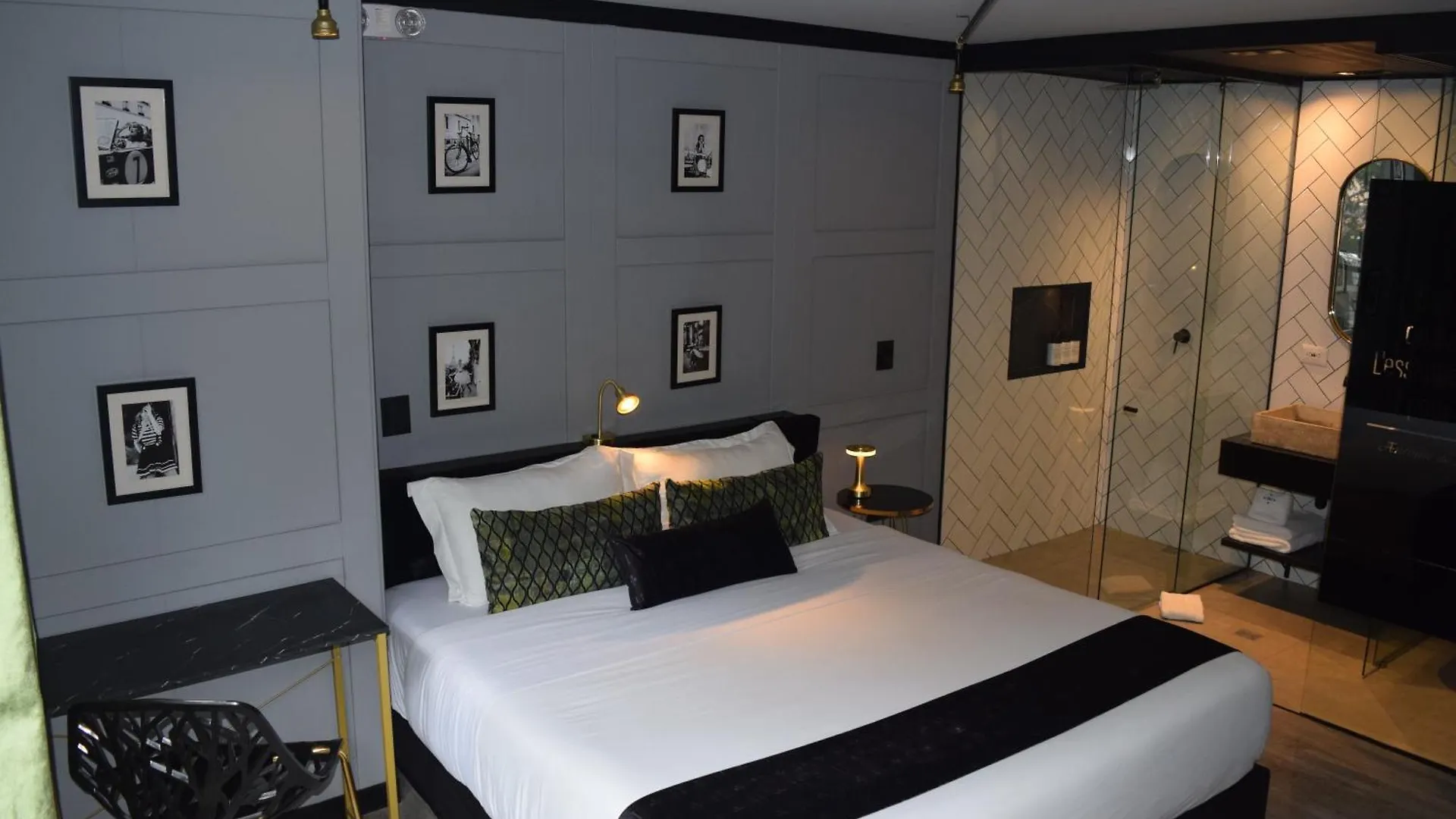 ****  Hotel Helene Medellín Colombia