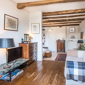 Classy 17th C Canalhouse 3* Amsterdam