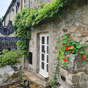 From In Linton Linton (North Yorkshire)