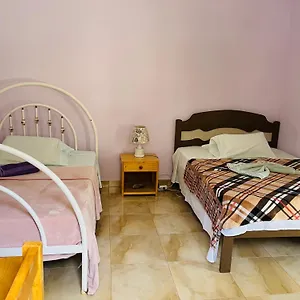 Casa Adriano & Filomena Couette-café Portela