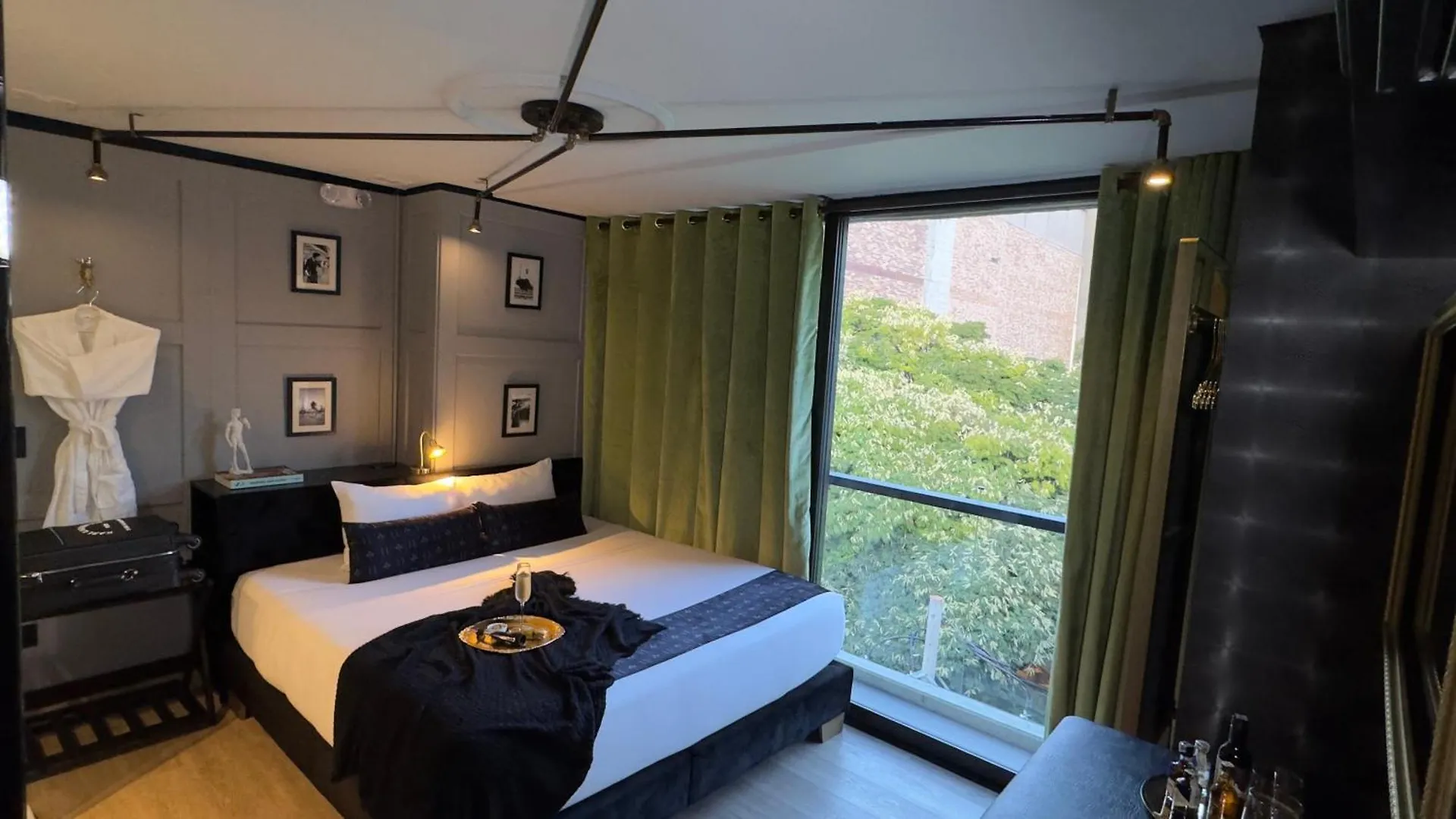 Hotel Helene Medellin Colombia