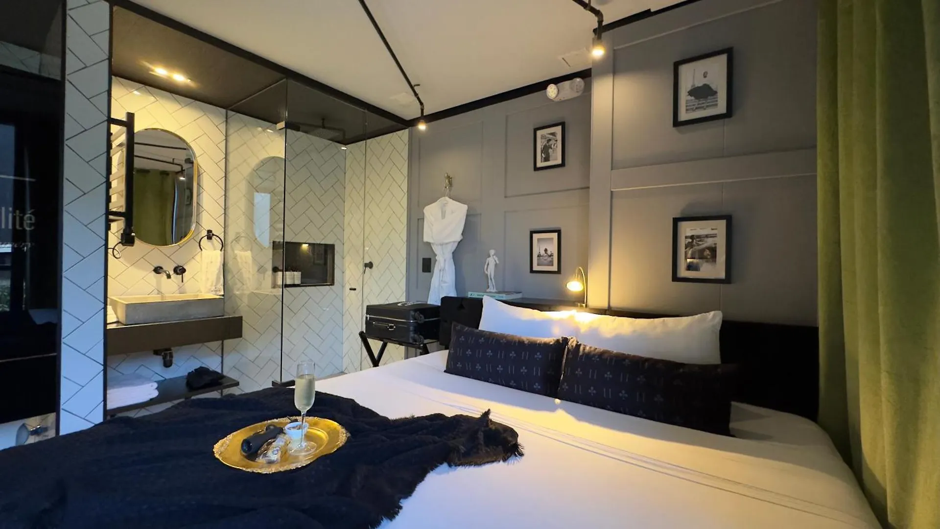 Hotel Helene Medellin Colombia